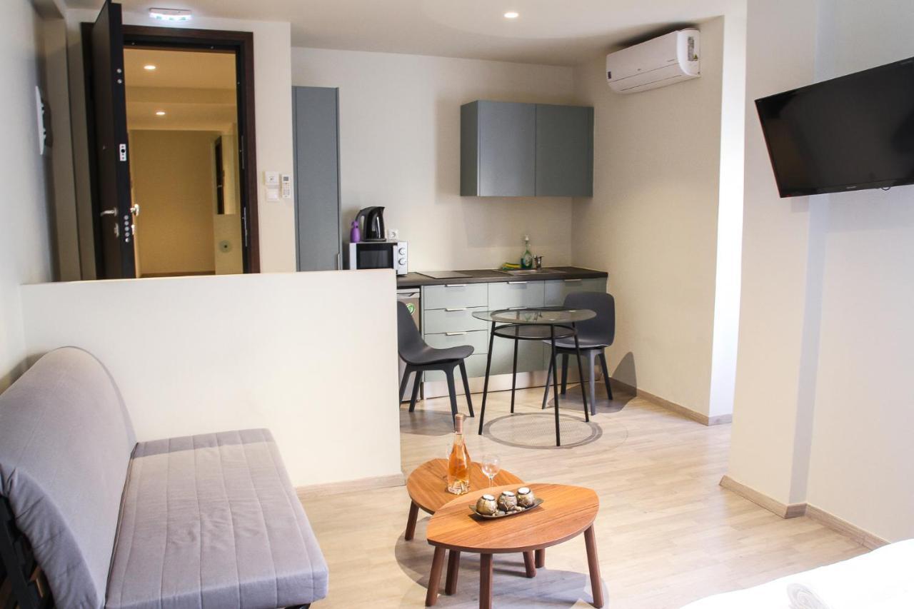 Pallados Suites เอเธนส์ ภายนอก รูปภาพ